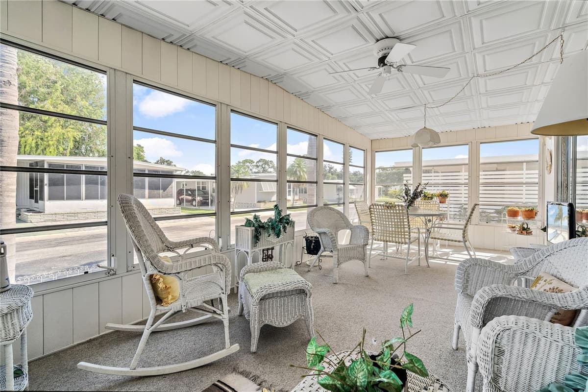 3410 SPANISH OAK TERRACE — photo 12 of 47