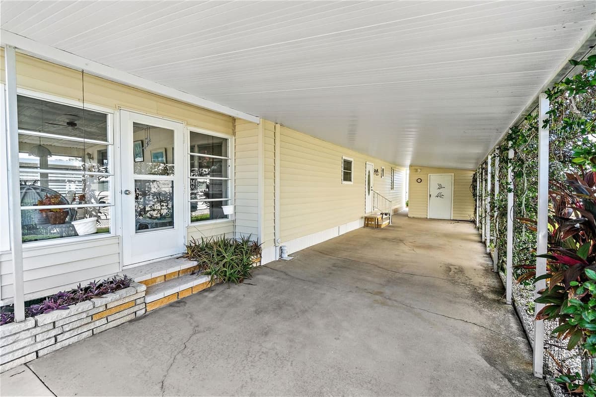 3410 SPANISH OAK TERRACE — photo 33 of 47