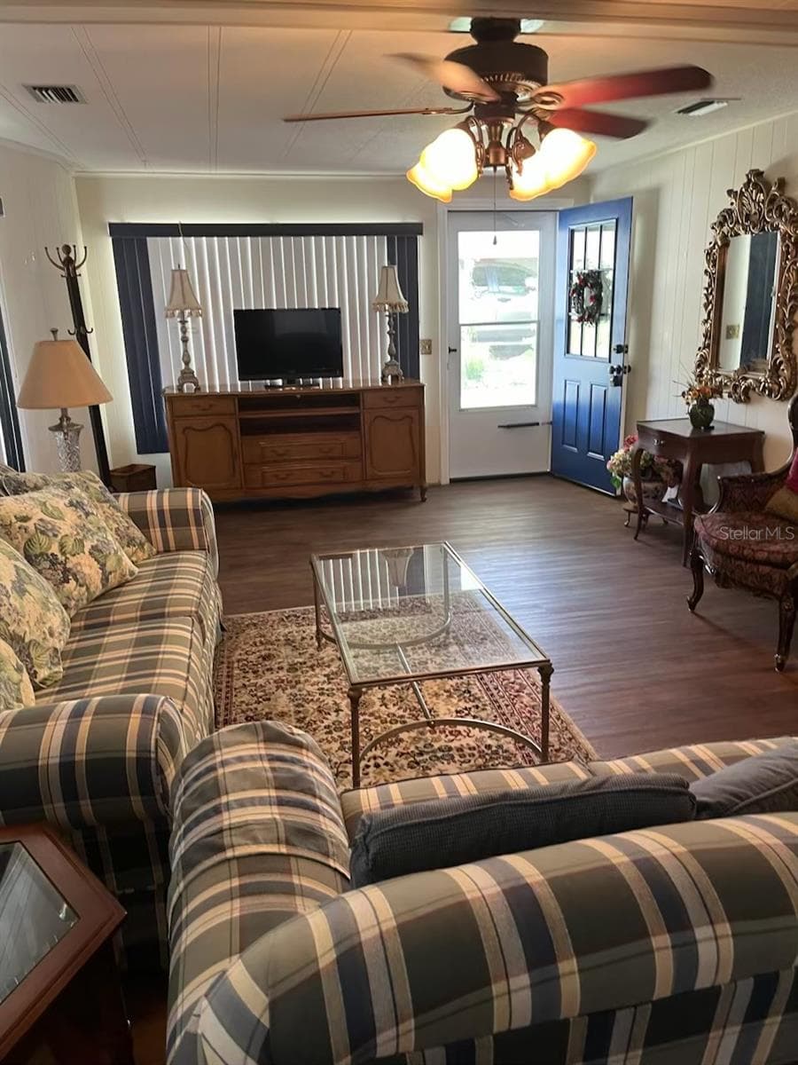 727 FOREST LAKE — photo 2 of 28
