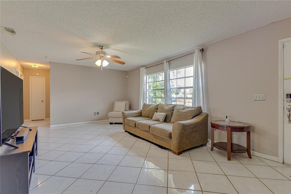 1522 GAINESVILLE DRIVE — photo 17 of 24
