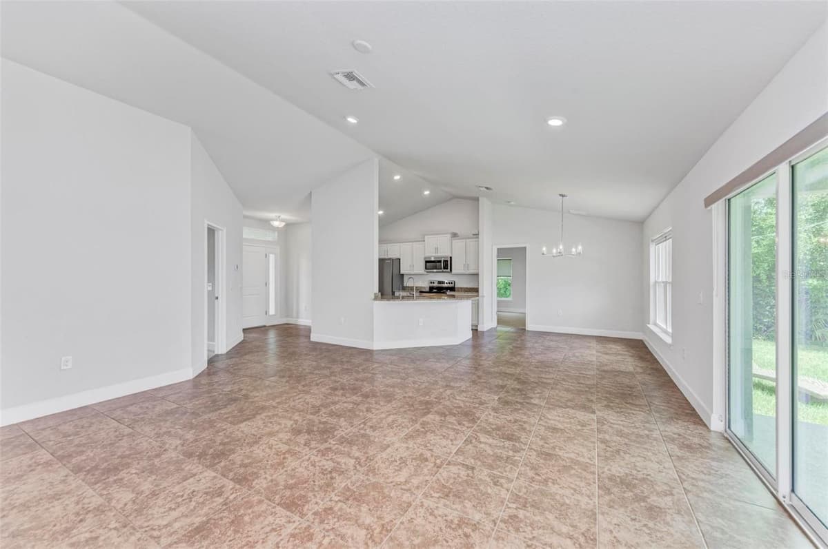 105 DARTMOUTH ROAD — photo 15 of 100