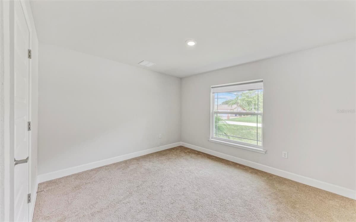 105 DARTMOUTH ROAD — photo 37 of 100