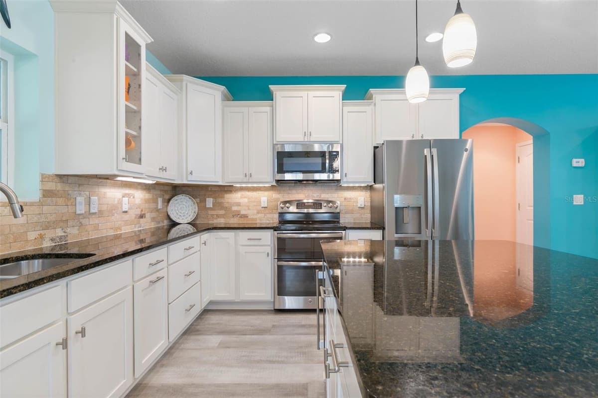 47 SANDY BEACH WAY — photo 16 of 71