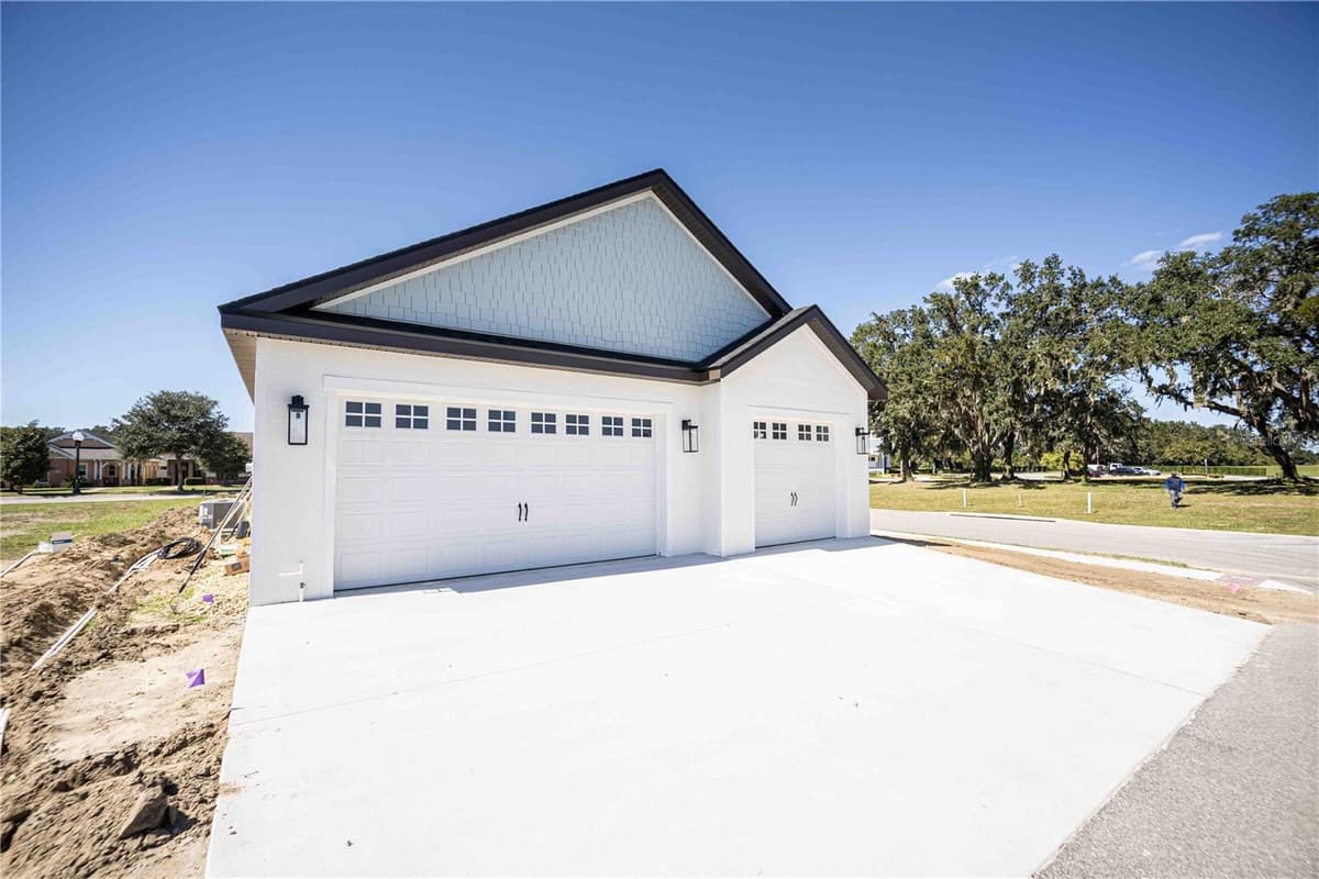10611 GRAND OAKS BOULEVARD — photo 41 of 80