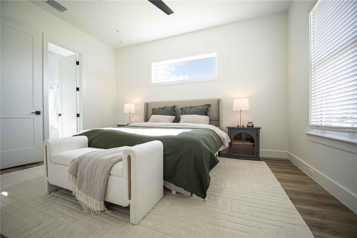 10611 GRAND OAKS BOULEVARD — photo 15 of 80