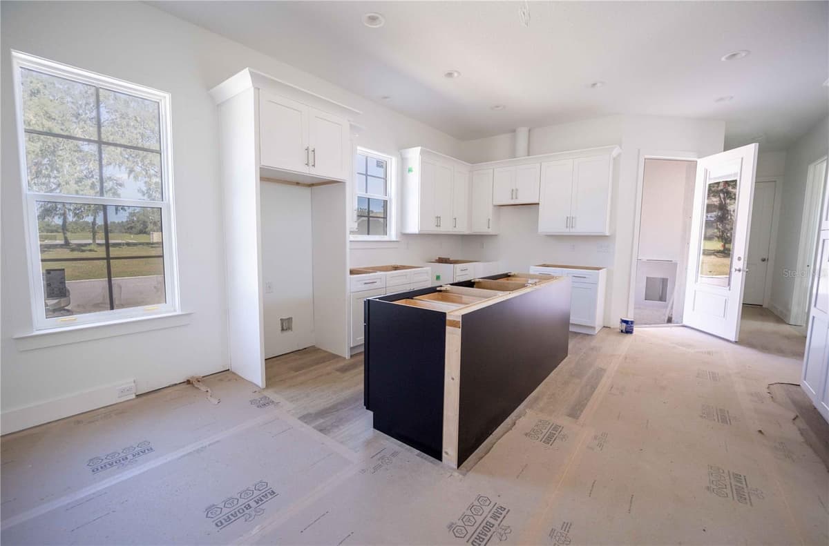 10611 GRAND OAKS BOULEVARD — photo 46 of 80