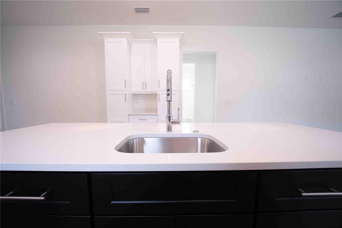 10611 GRAND OAKS BOULEVARD — photo 50 of 80