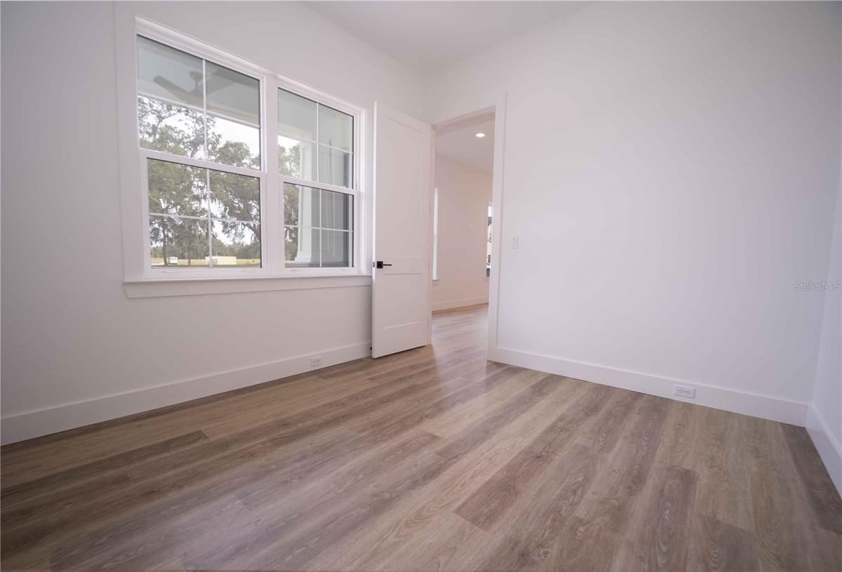 10611 GRAND OAKS BOULEVARD — photo 52 of 80