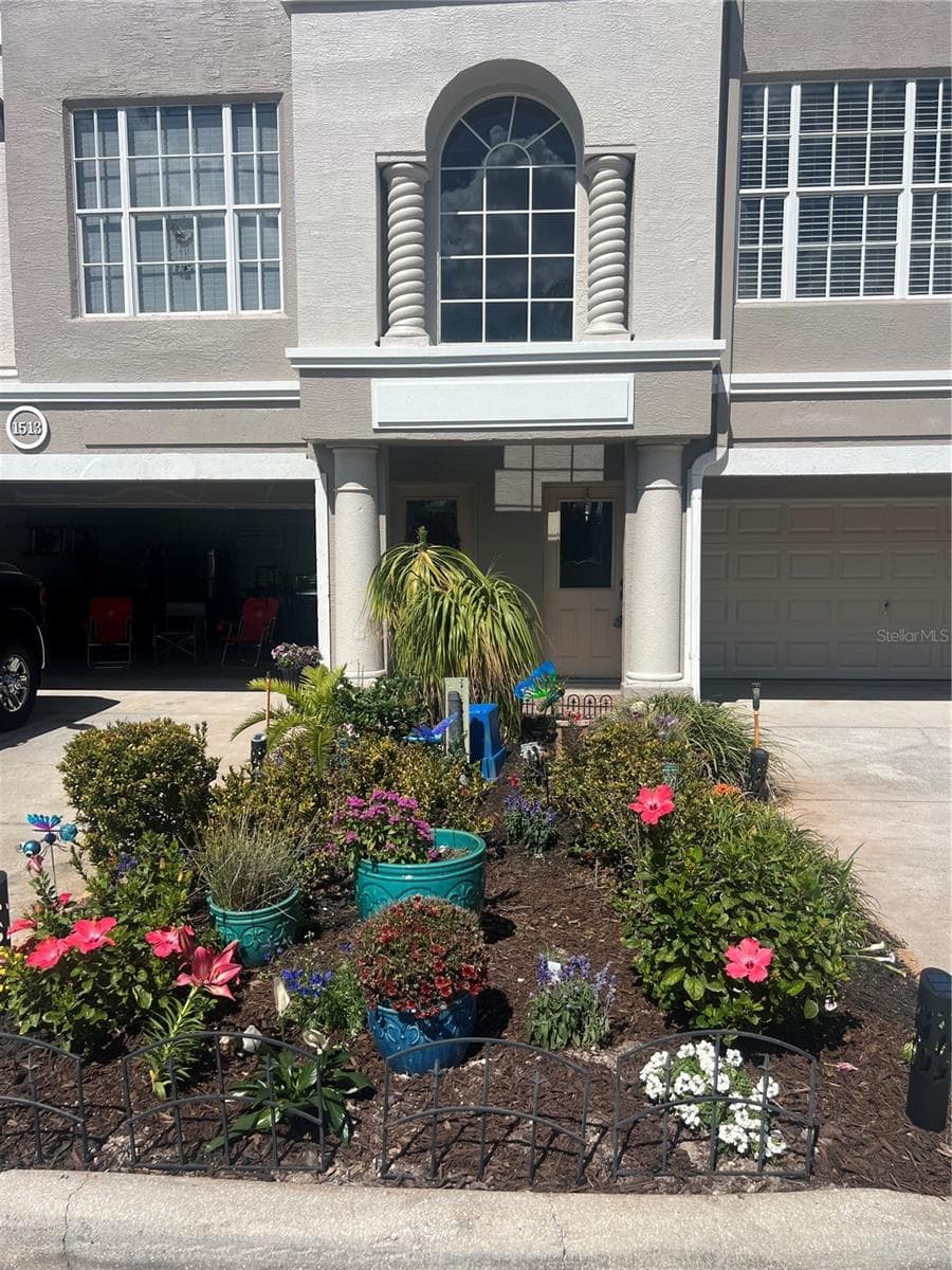 1513 WHARFSIDE DRIVE — photo 3 of 100