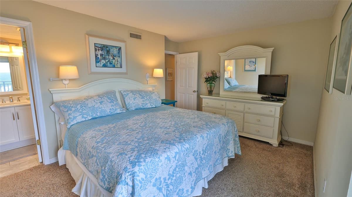 5207 ATLANTIC AVENUE — photo 21 of 57