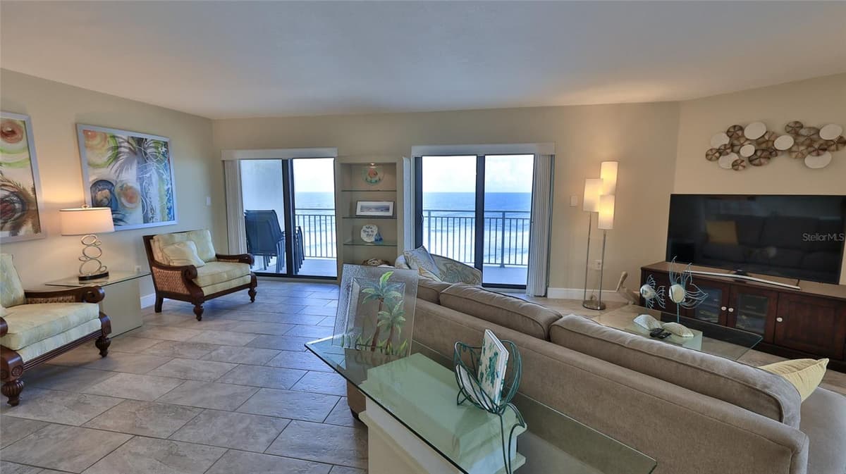 5207 ATLANTIC AVENUE — photo 4 of 57