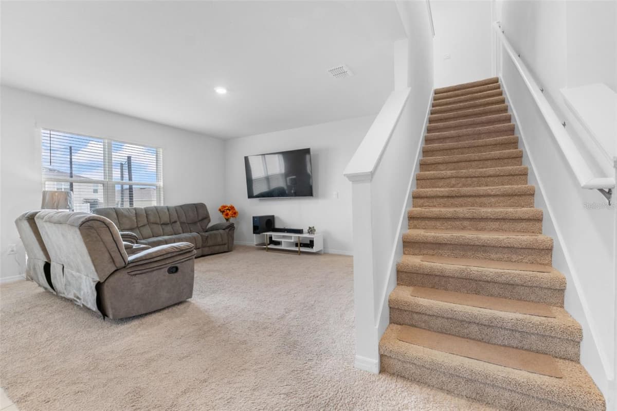 821 SUN BURST ROAD — photo 36 of 86