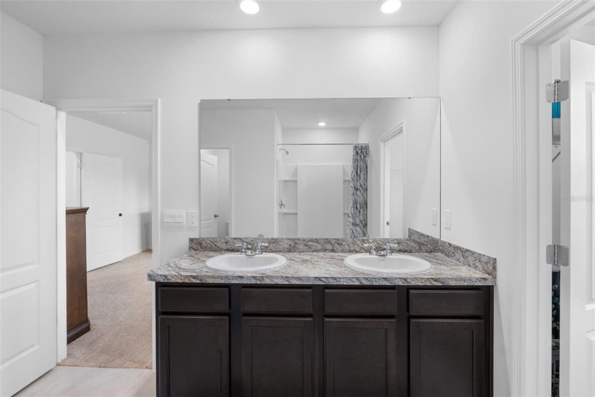 821 SUN BURST ROAD — photo 44 of 86