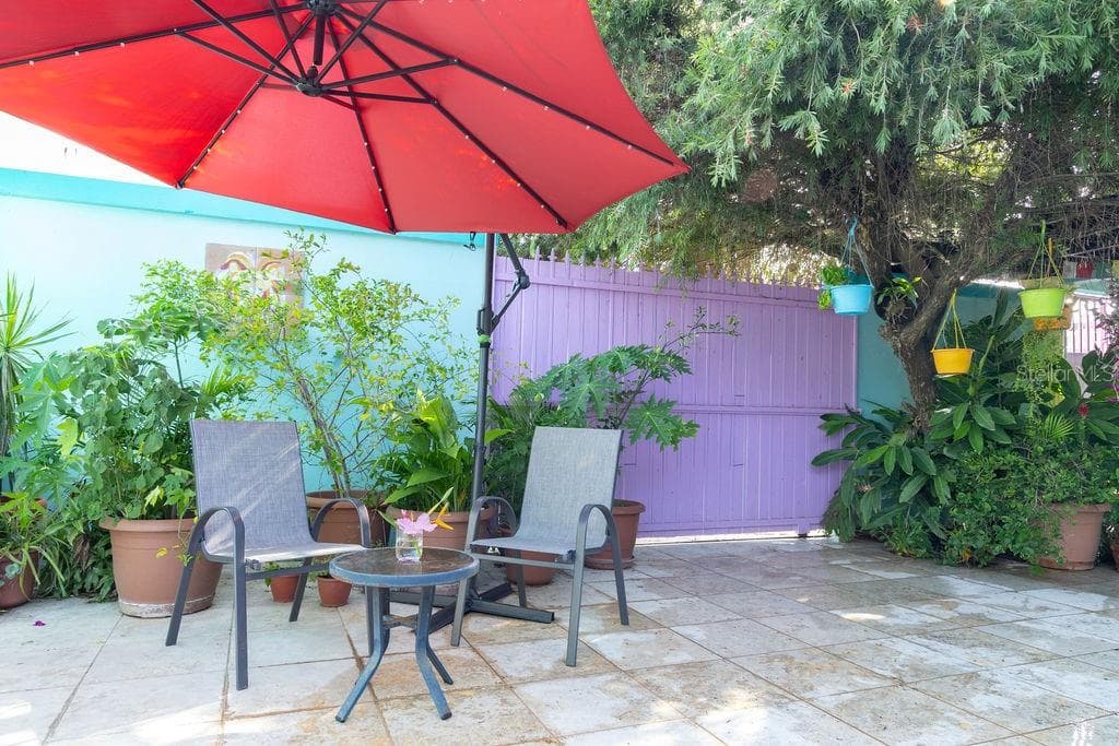 220 CALLE PRUDENCIO QUIÑONES — photo 11 of 37