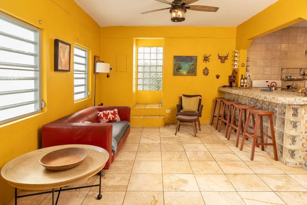 220 CALLE PRUDENCIO QUIÑONES — photo 13 of 37