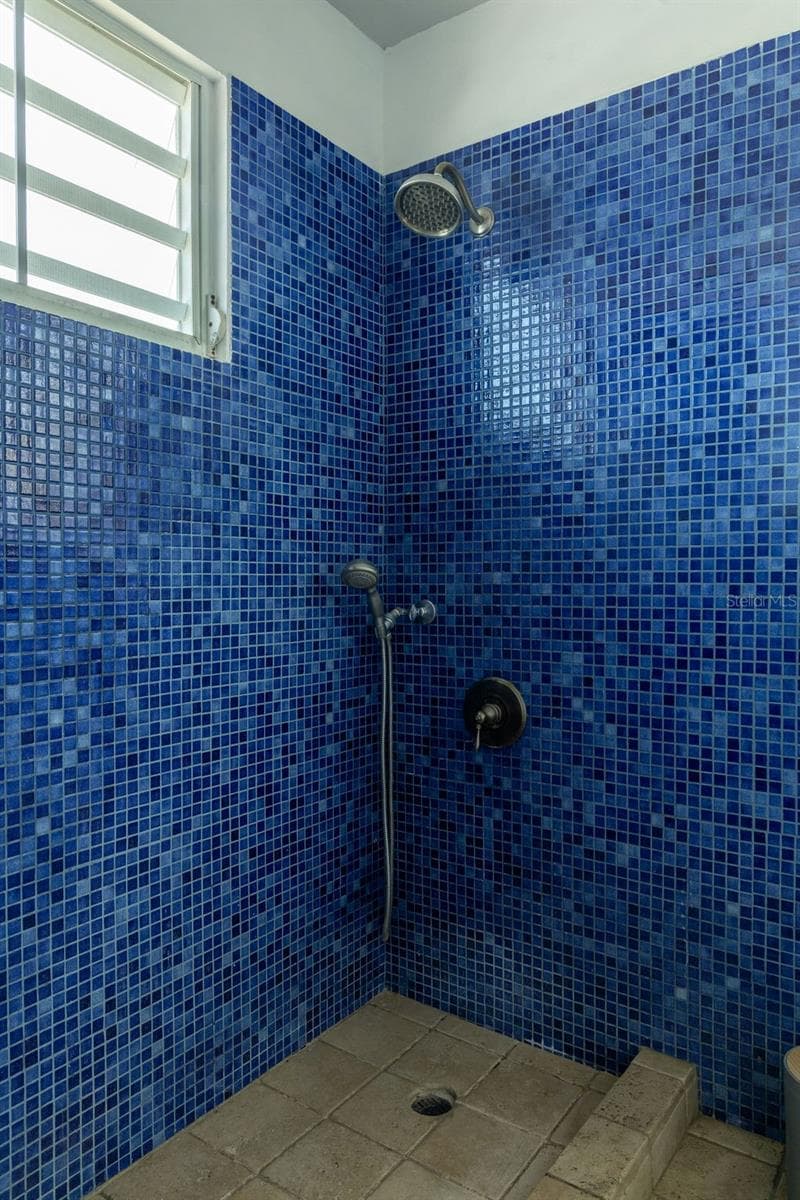 220 CALLE PRUDENCIO QUIÑONES — photo 23 of 37