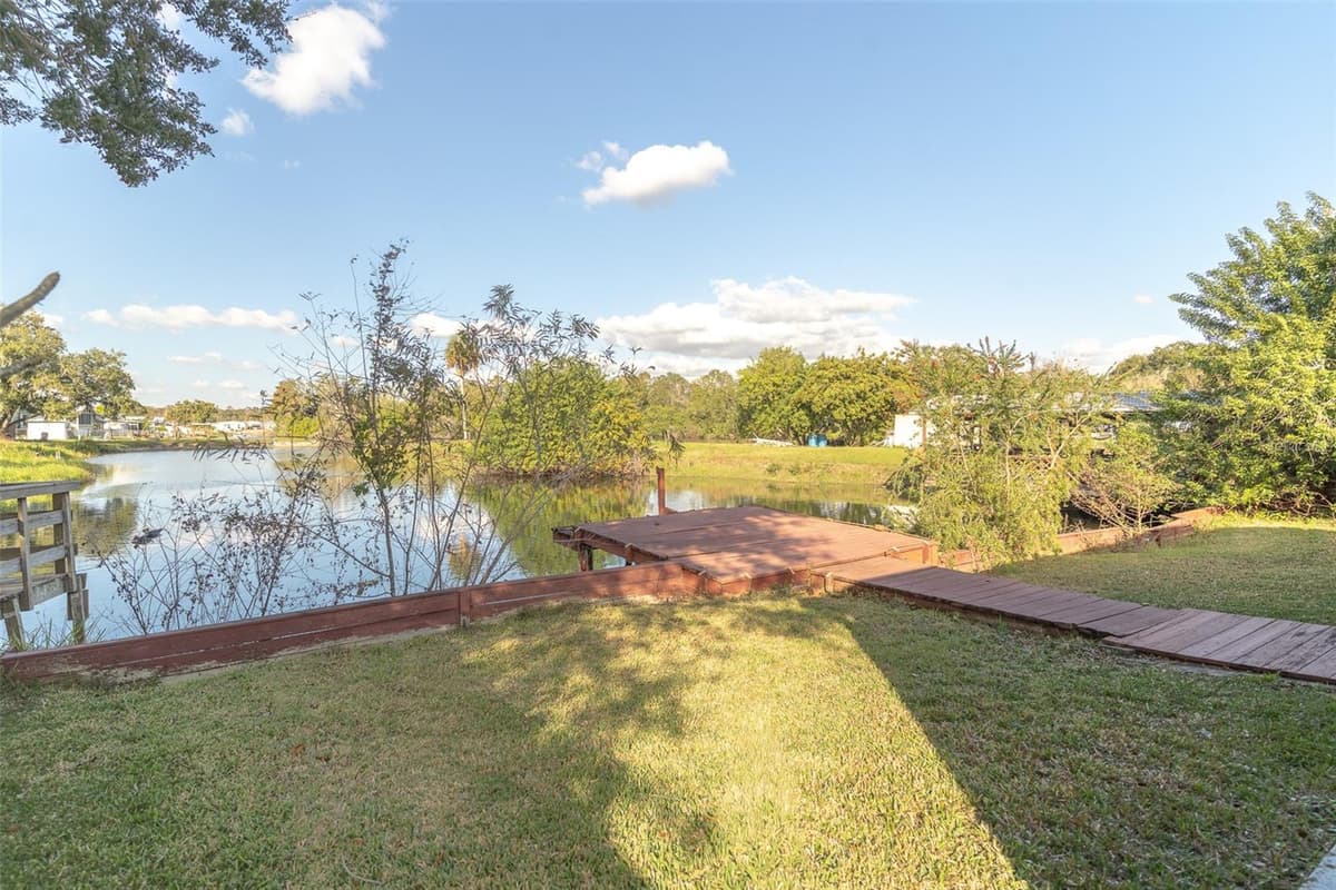 3606 LAZY LAKE DRIVE — photo 23 of 36