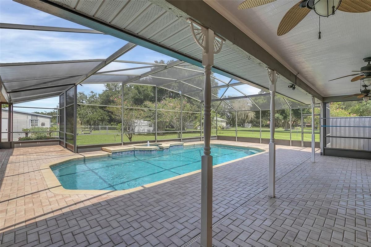 4147 BOGGY CREEK ROAD — photo 22 of 50