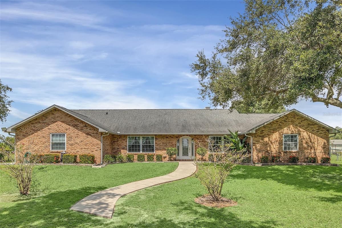 4147 BOGGY CREEK ROAD — photo 1 of 50