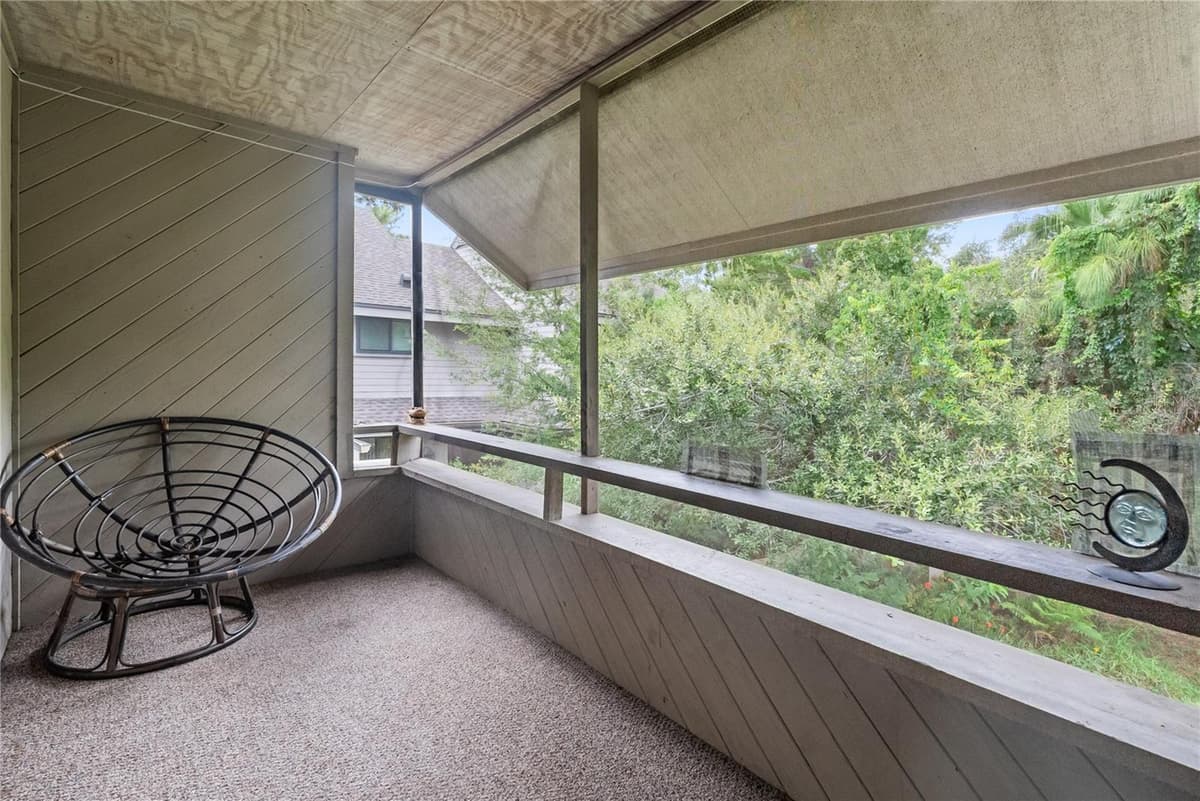 303 OLD MILL POND ROAD — photo 31 of 43