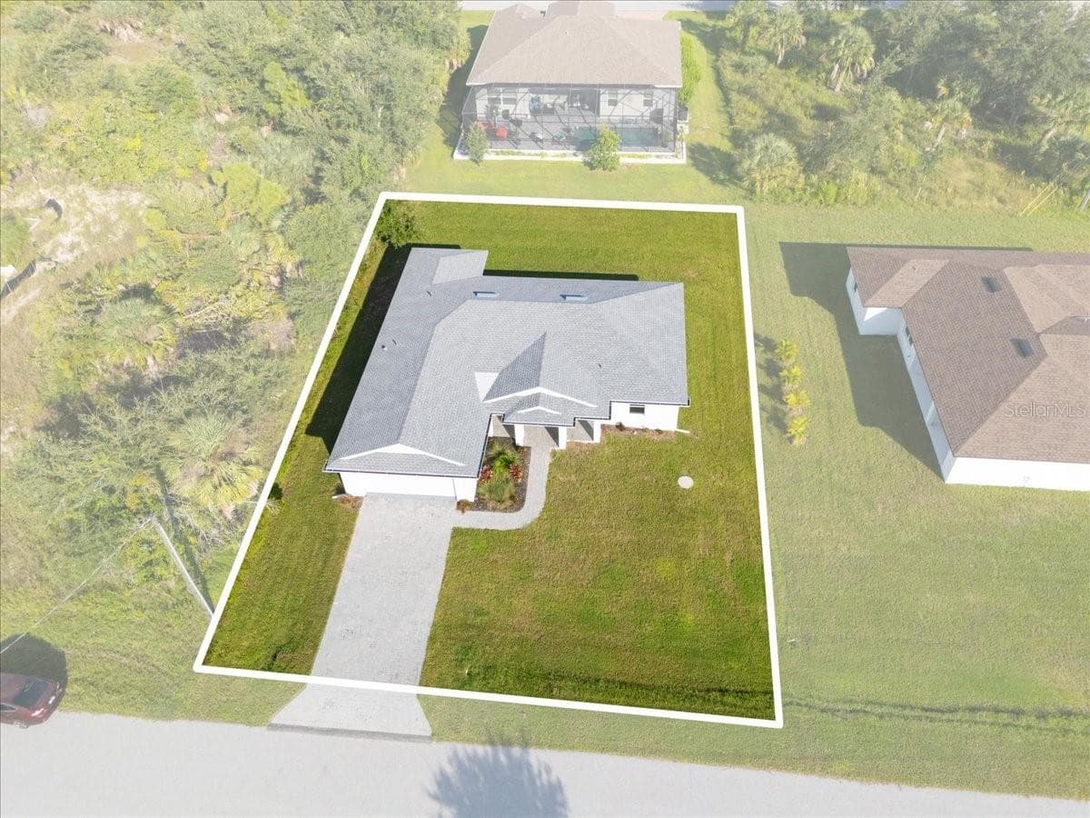 9461 ATTICA CIRCLE — photo 4 of 34