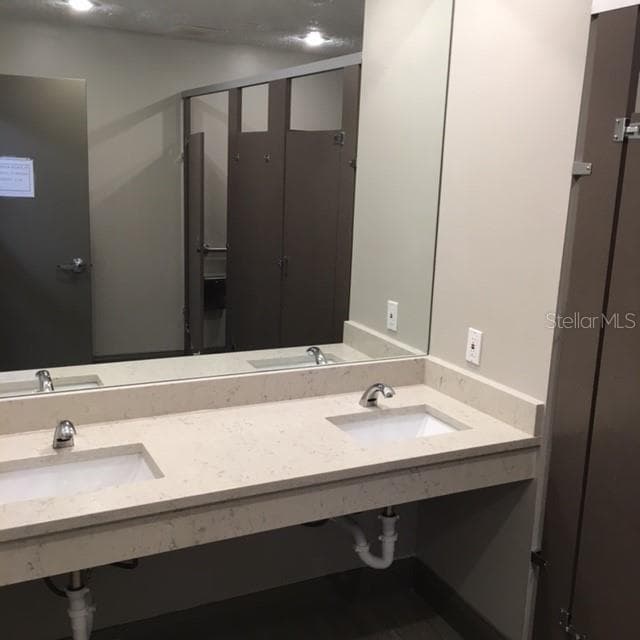 7211 DALE MABRY HIGHWAY — photo 12 of 13