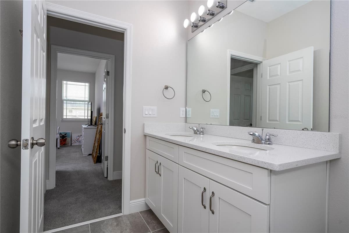 16467 OLIVE HILL DRIVE — photo 24 of 67