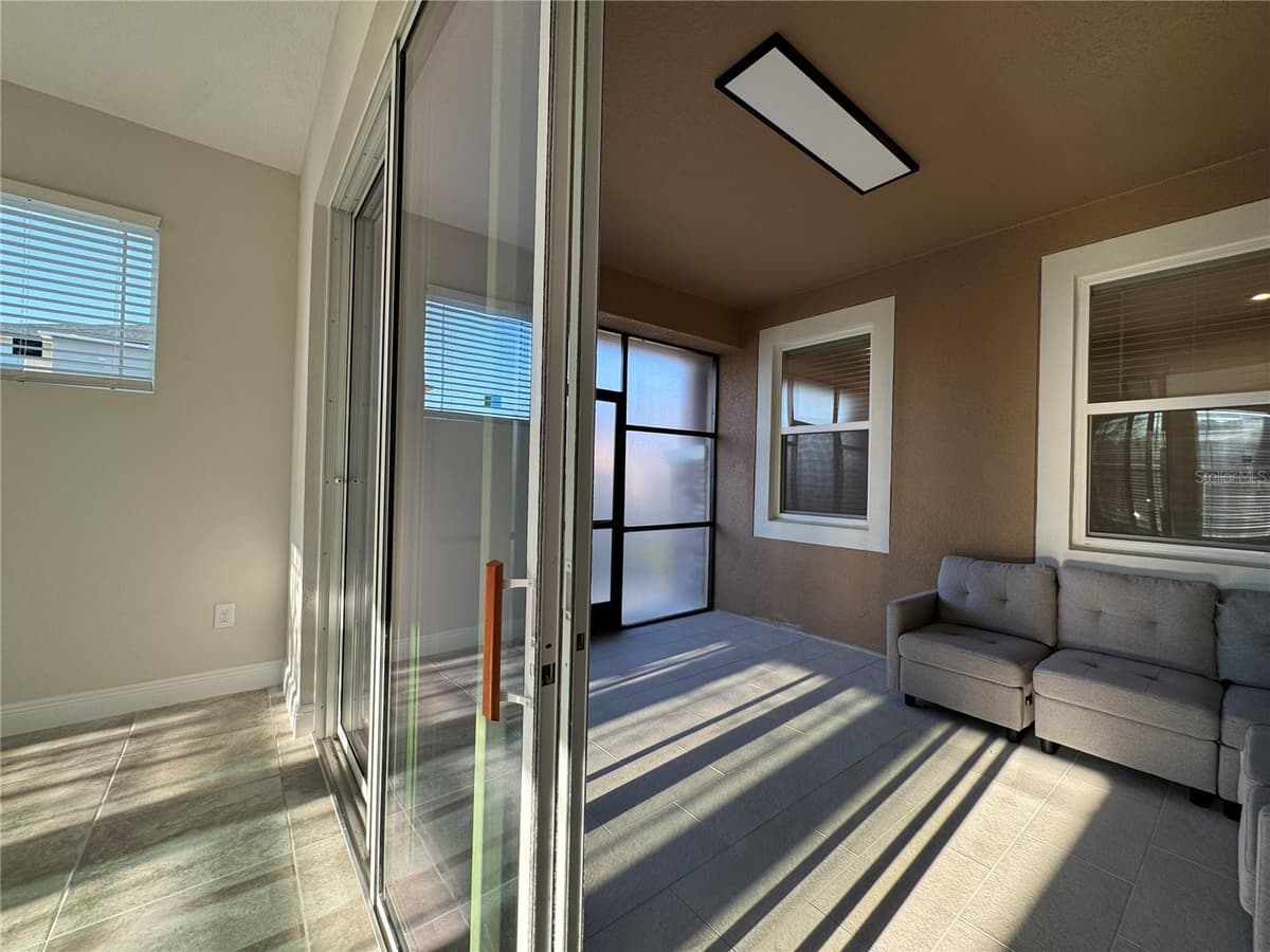 16467 OLIVE HILL DRIVE — photo 16 of 67
