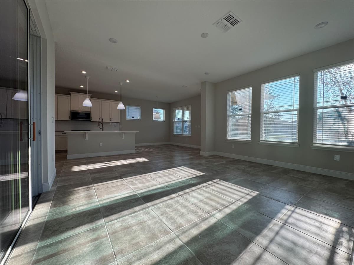 16467 OLIVE HILL DRIVE — photo 13 of 67