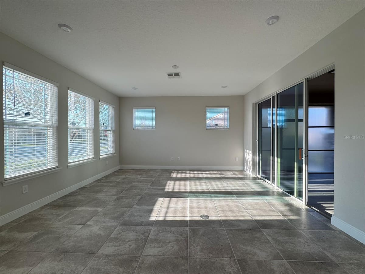 16467 OLIVE HILL DRIVE — photo 14 of 67