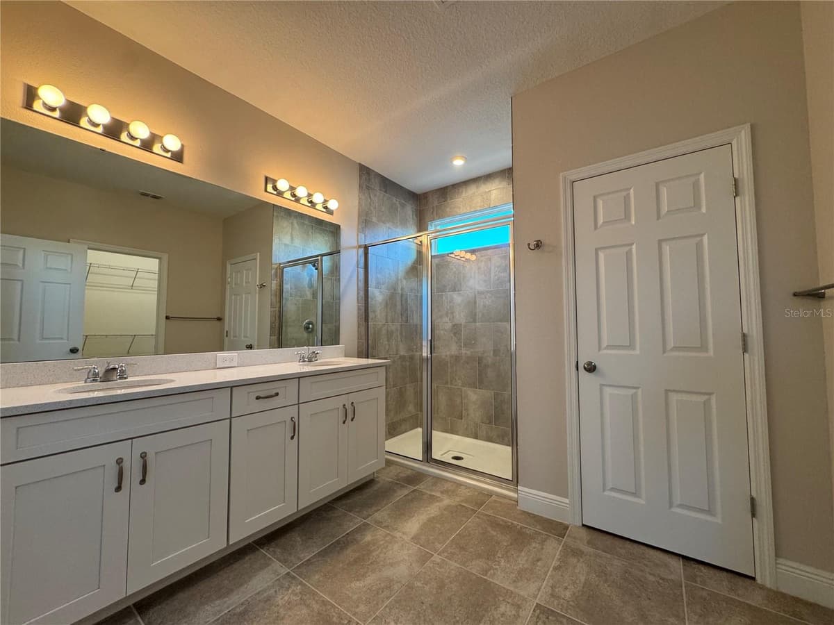 16467 OLIVE HILL DRIVE — photo 19 of 67
