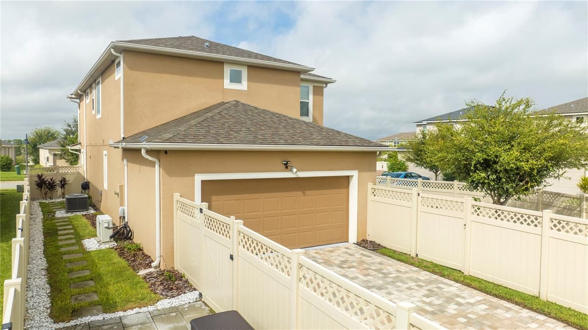 16467 OLIVE HILL DRIVE — photo 38 of 67