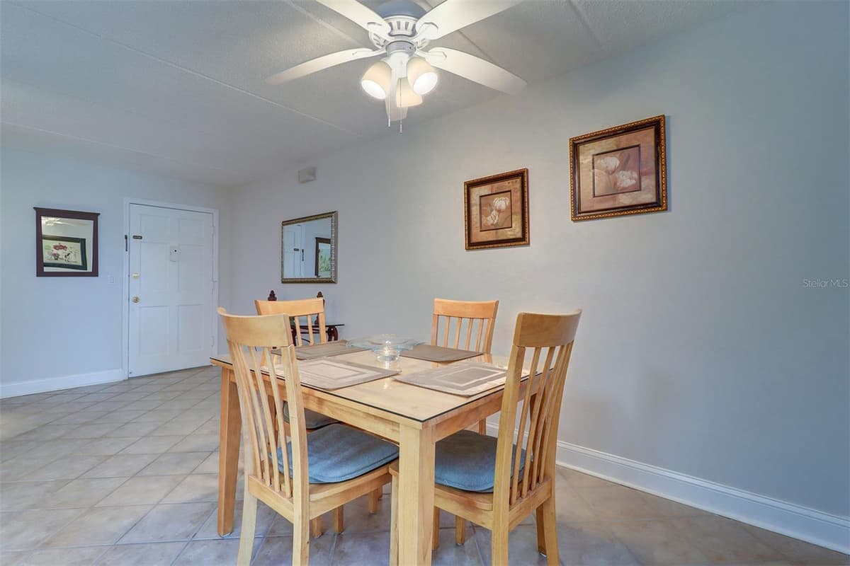 12760 INDIAN ROCKS ROAD — photo 12 of 45