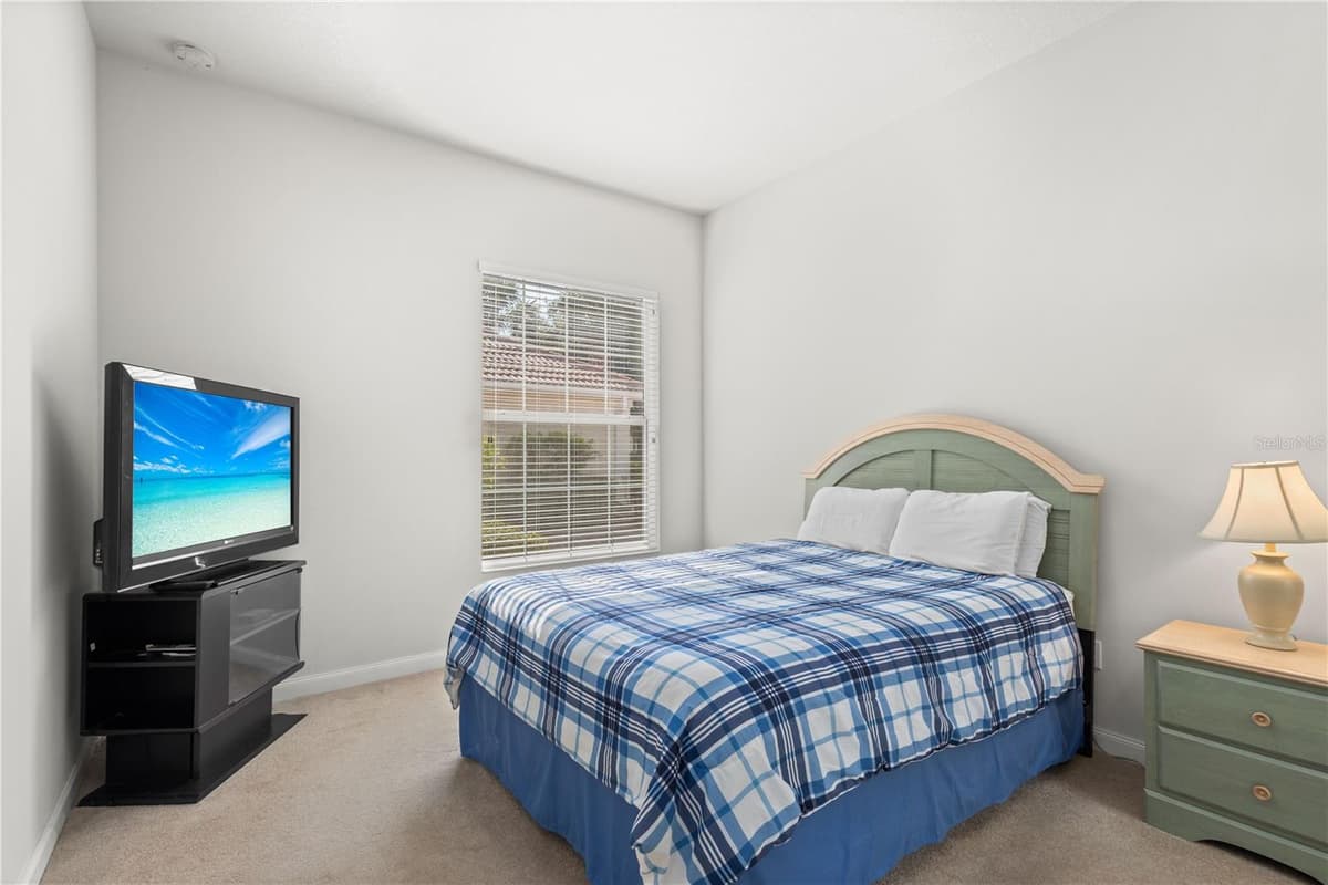13180 IPOLITA STREET — photo 28 of 62