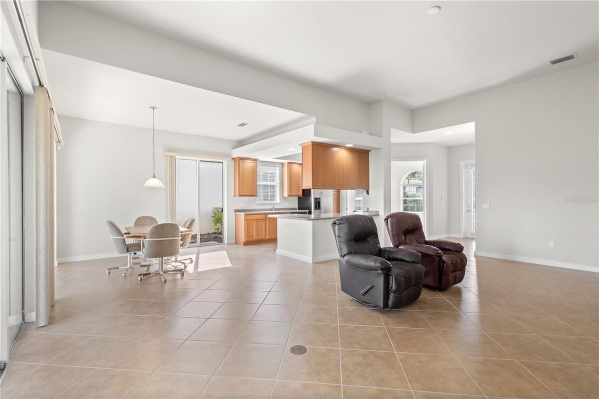 13180 IPOLITA STREET — photo 13 of 62