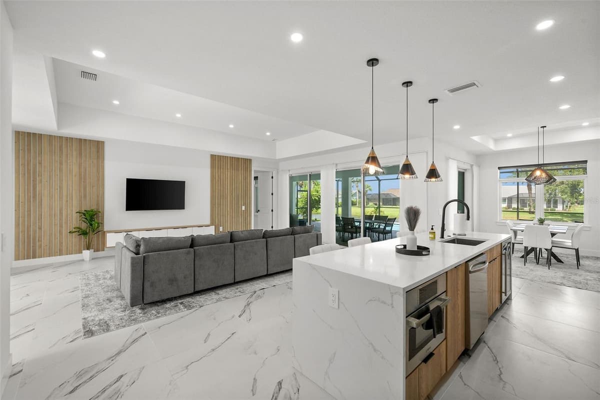 45 BUNKER LANE — photo 14 of 46
