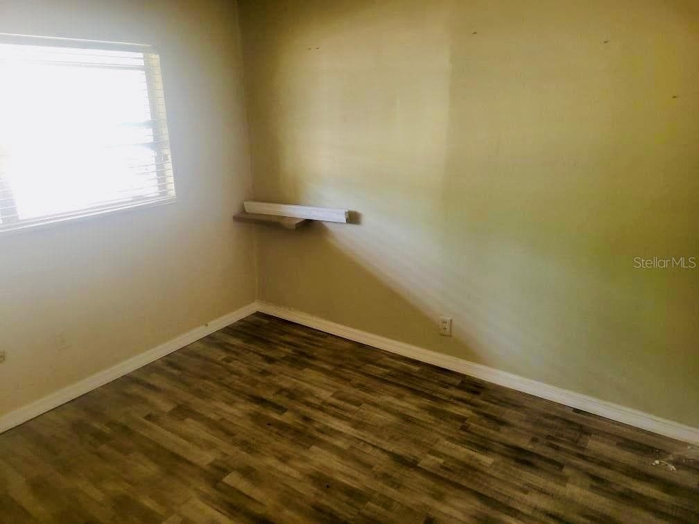 5050 74TH STREET — photo 6 of 24