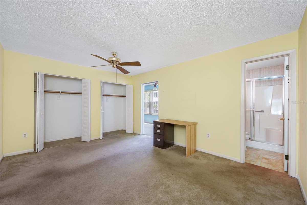 5521 80TH STREET — photo 24 of 44