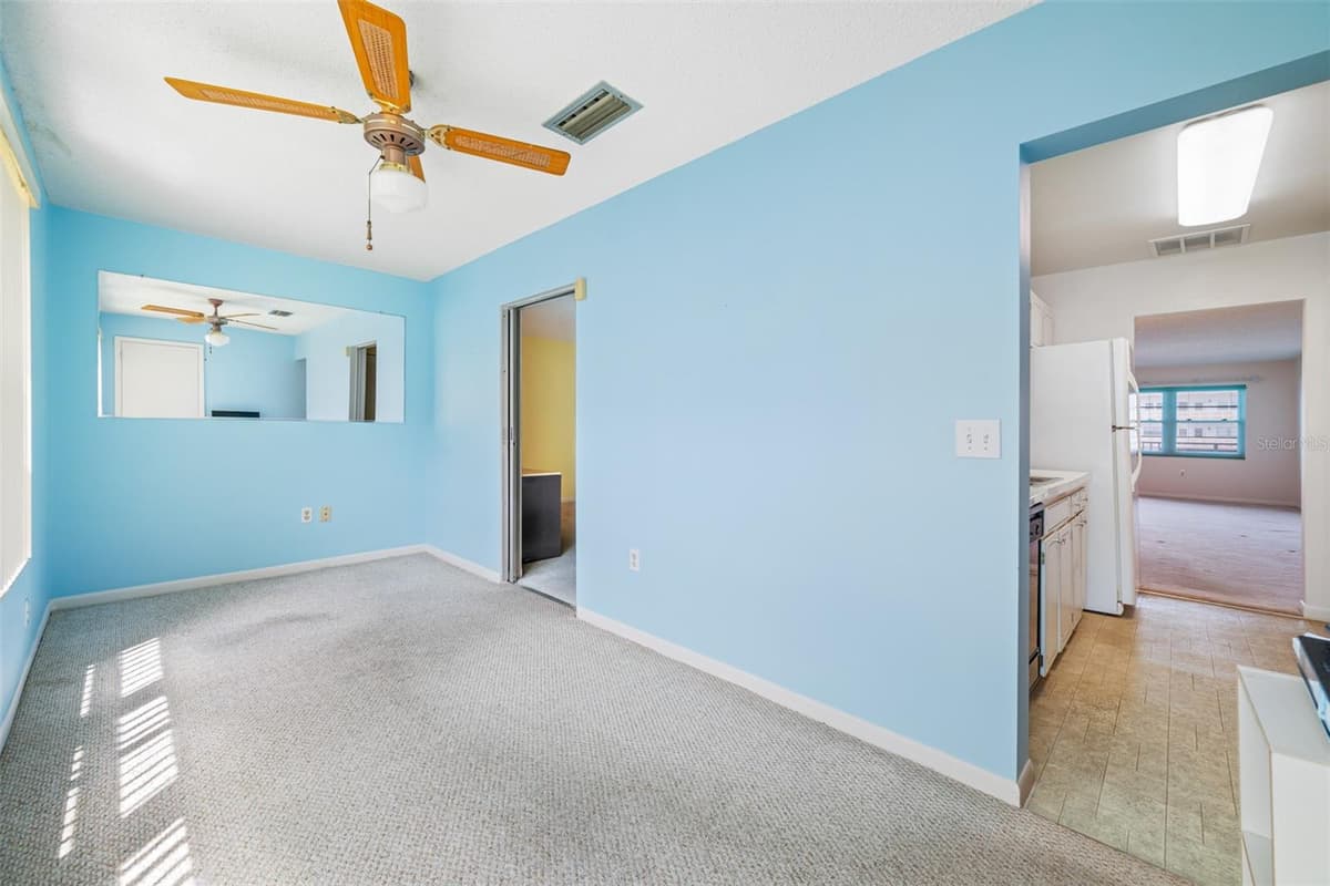5521 80TH STREET — photo 16 of 44