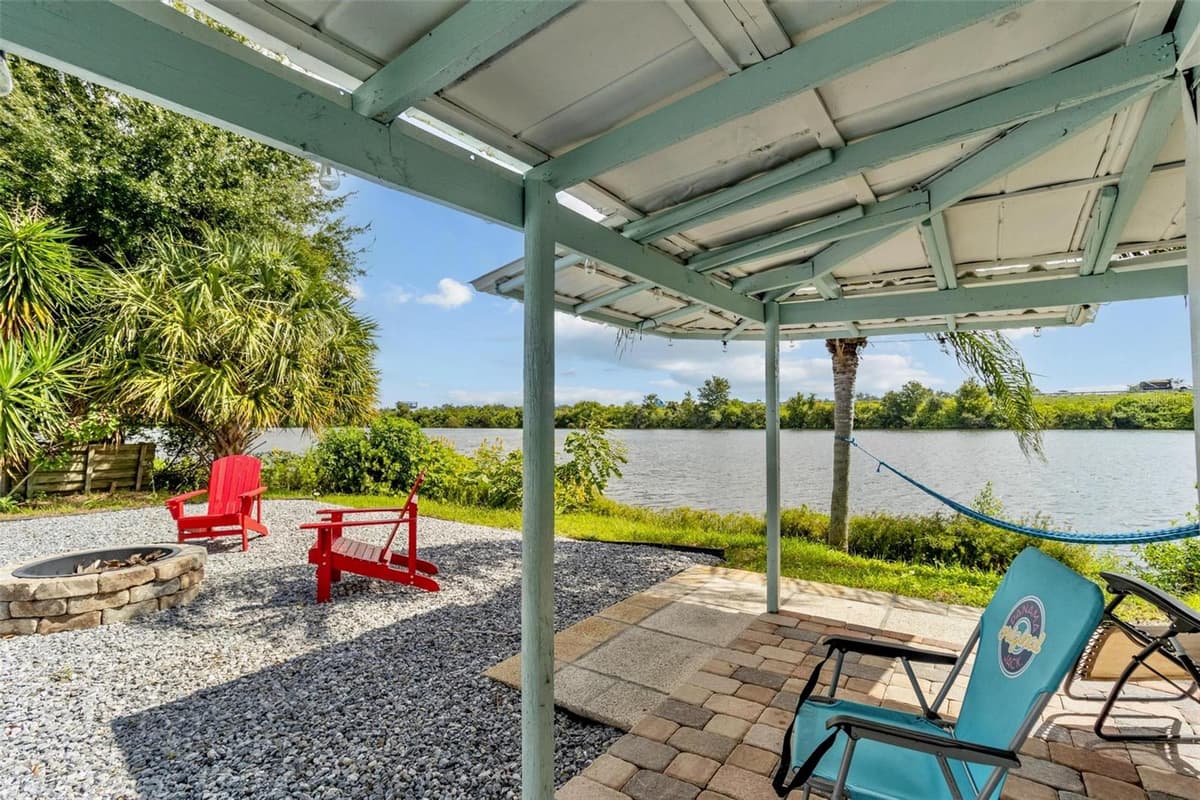 11302 SOUTHWIND LAKE DRIVE — photo 55 of 56
