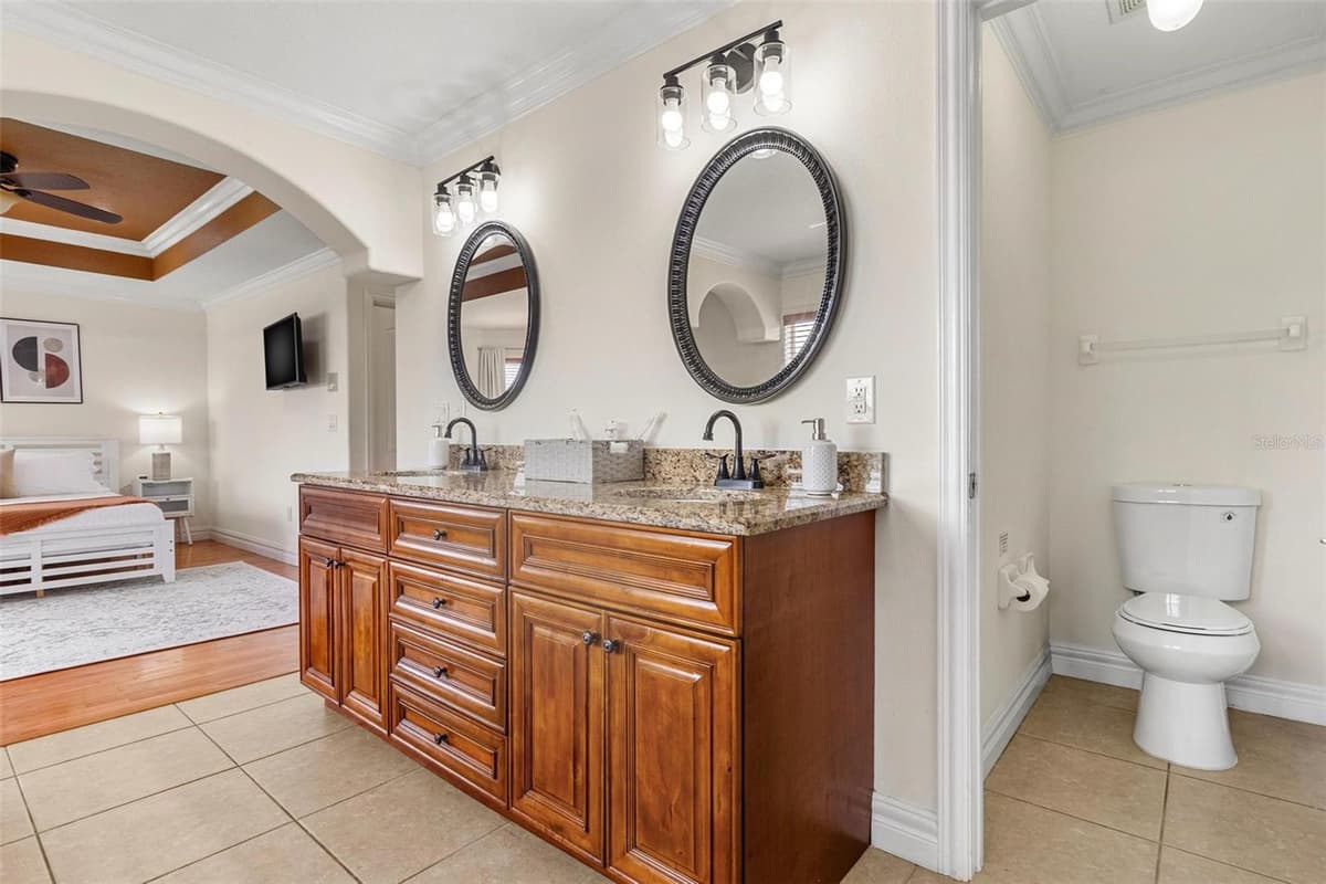 11302 SOUTHWIND LAKE DRIVE — photo 43 of 56