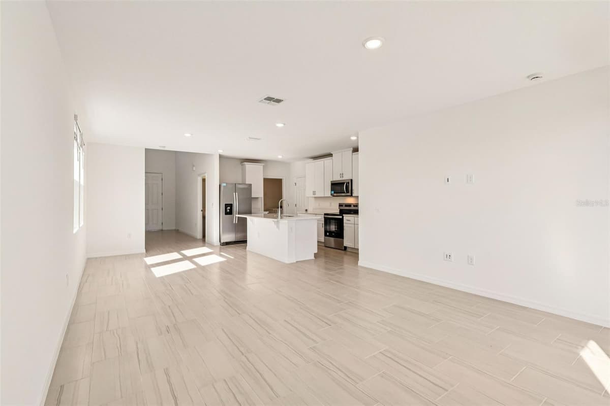3793 BLUETHREAD WAY — photo 9 of 36
