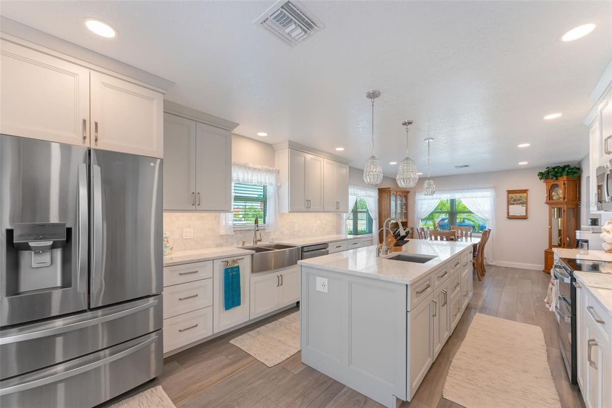 3502 BAHIA VISTA STREET — photo 16 of 67