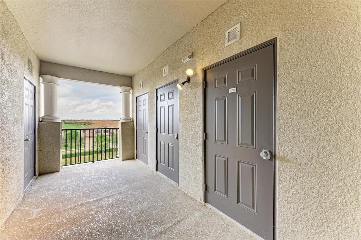 18114 GAWTHROP DRIVE — photo 40 of 68