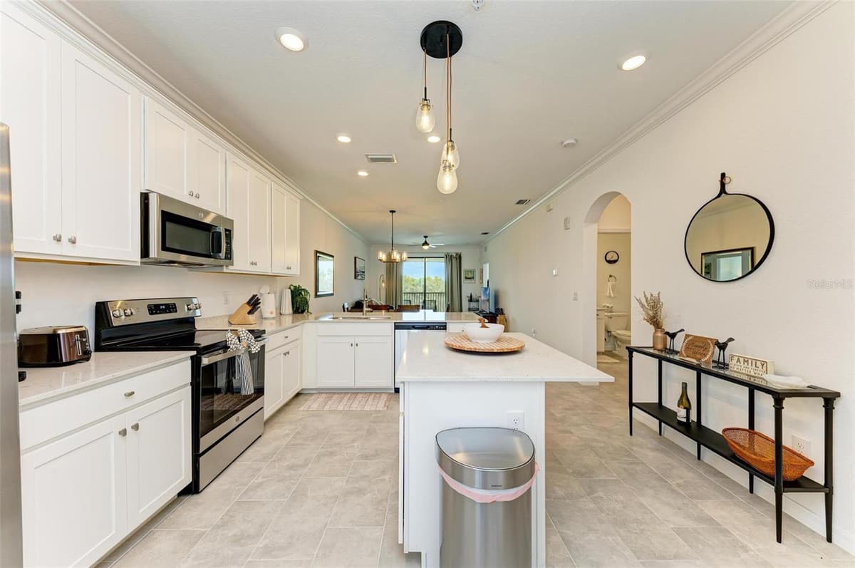 18114 GAWTHROP DRIVE — photo 13 of 68