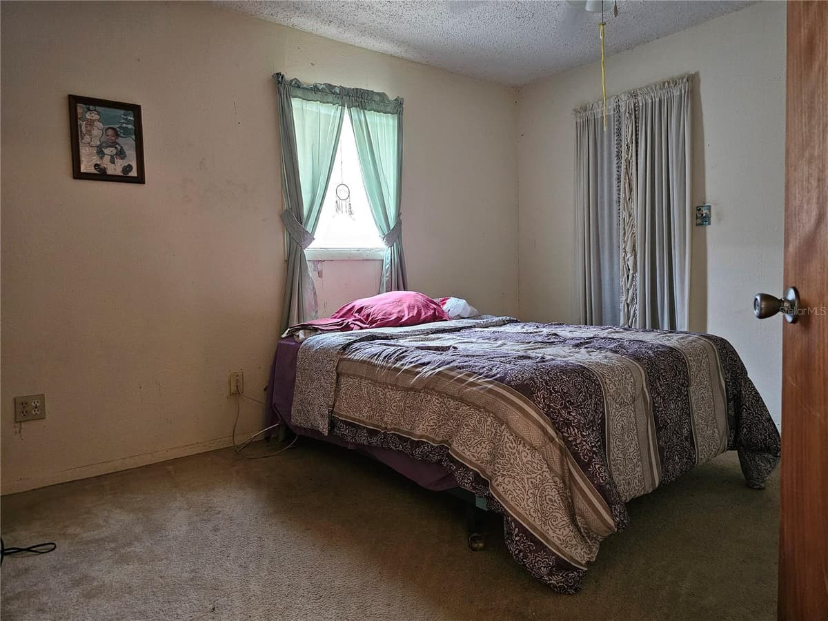 320 COUNTY ROAD 619 — photo 3 of 30