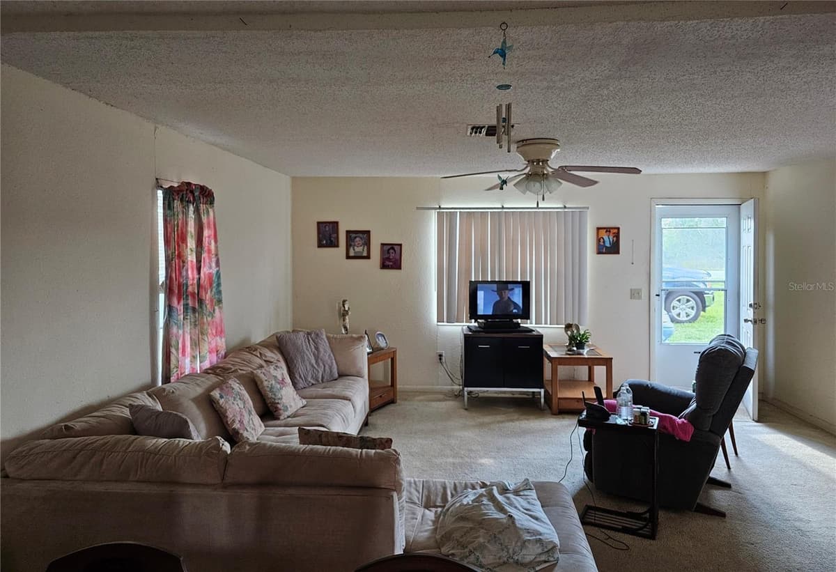 320 COUNTY ROAD 619 — photo 8 of 30