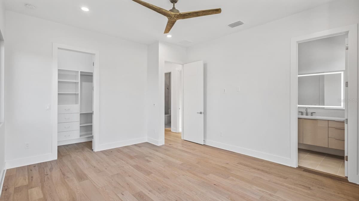 2203 GLENWOOD AVENUE — photo 19 of 25