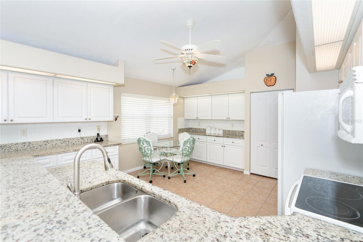 8216 PARKSIDE DRIVE — photo 14 of 50