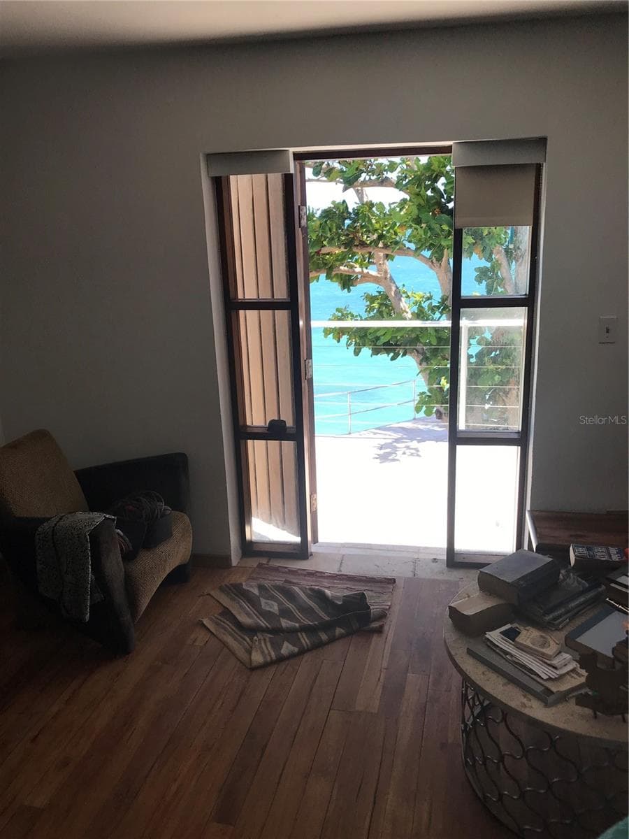 2 EMAJAGUA — photo 20 of 24